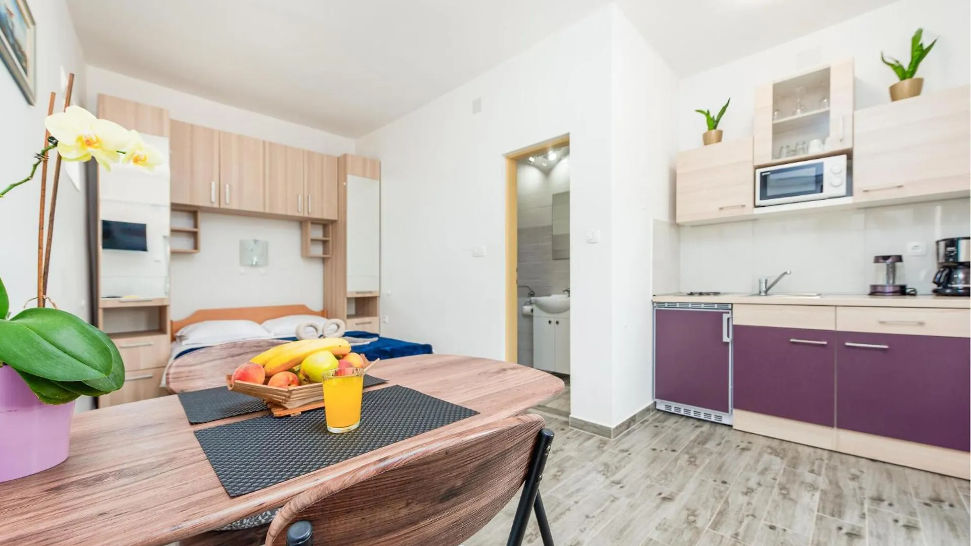Lovely Home In Seline With House A Mountain View